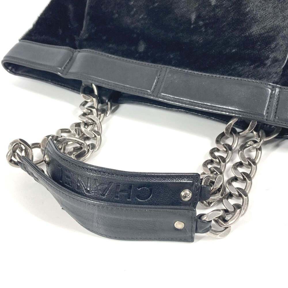 CHANEL Black Leather Logo Shoulder Bag - Picture 8 of 16